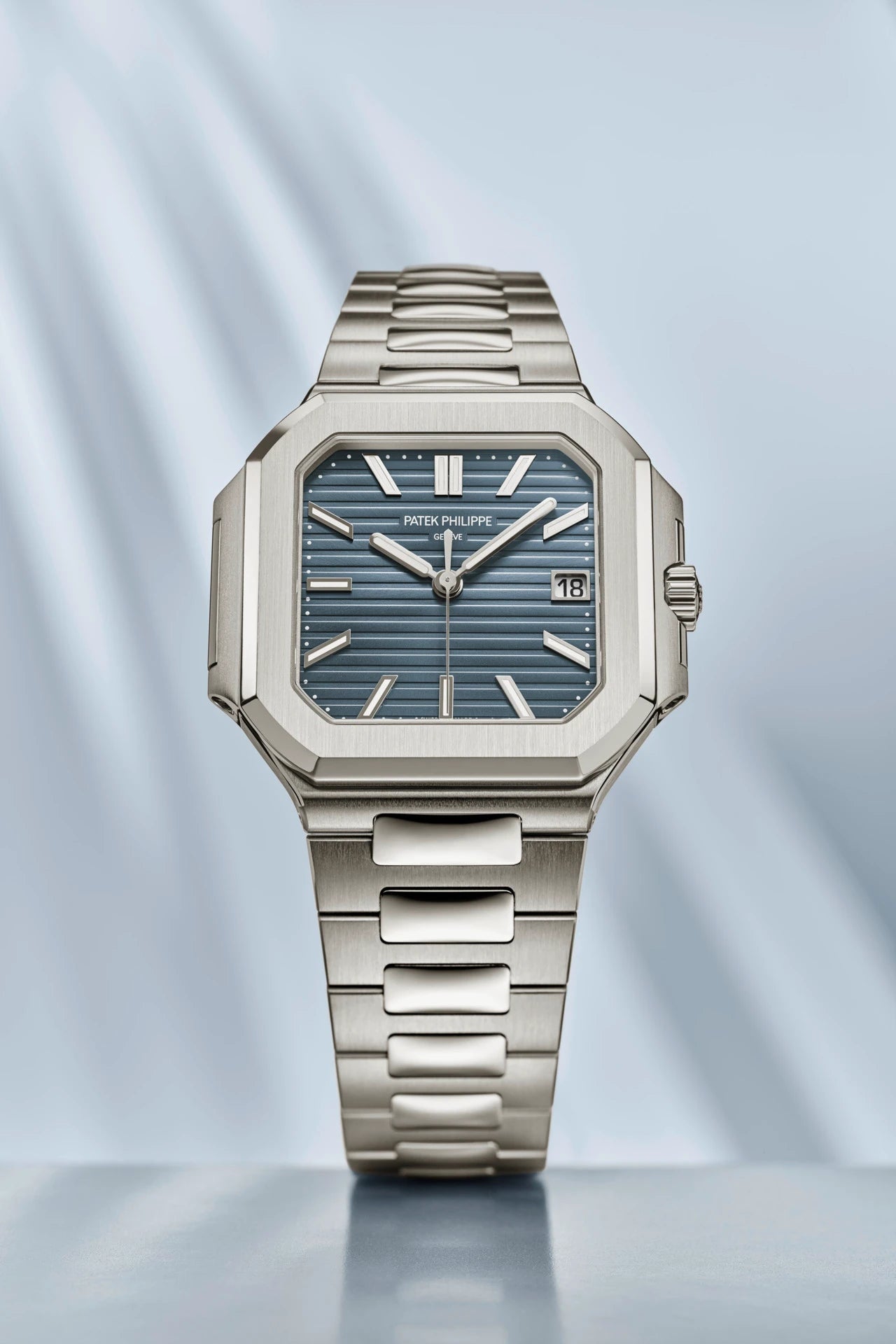 Patek Philippe Cubitus Date, Sweep Seconds 7128/1G-001